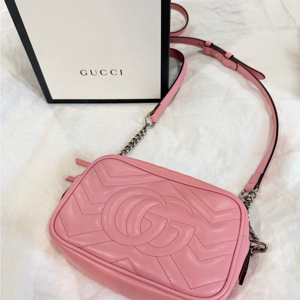 AUTHENTIC GUCCI Pink leather Marmont crossbody bag in small with box & dustbag - Picture 3 of 12